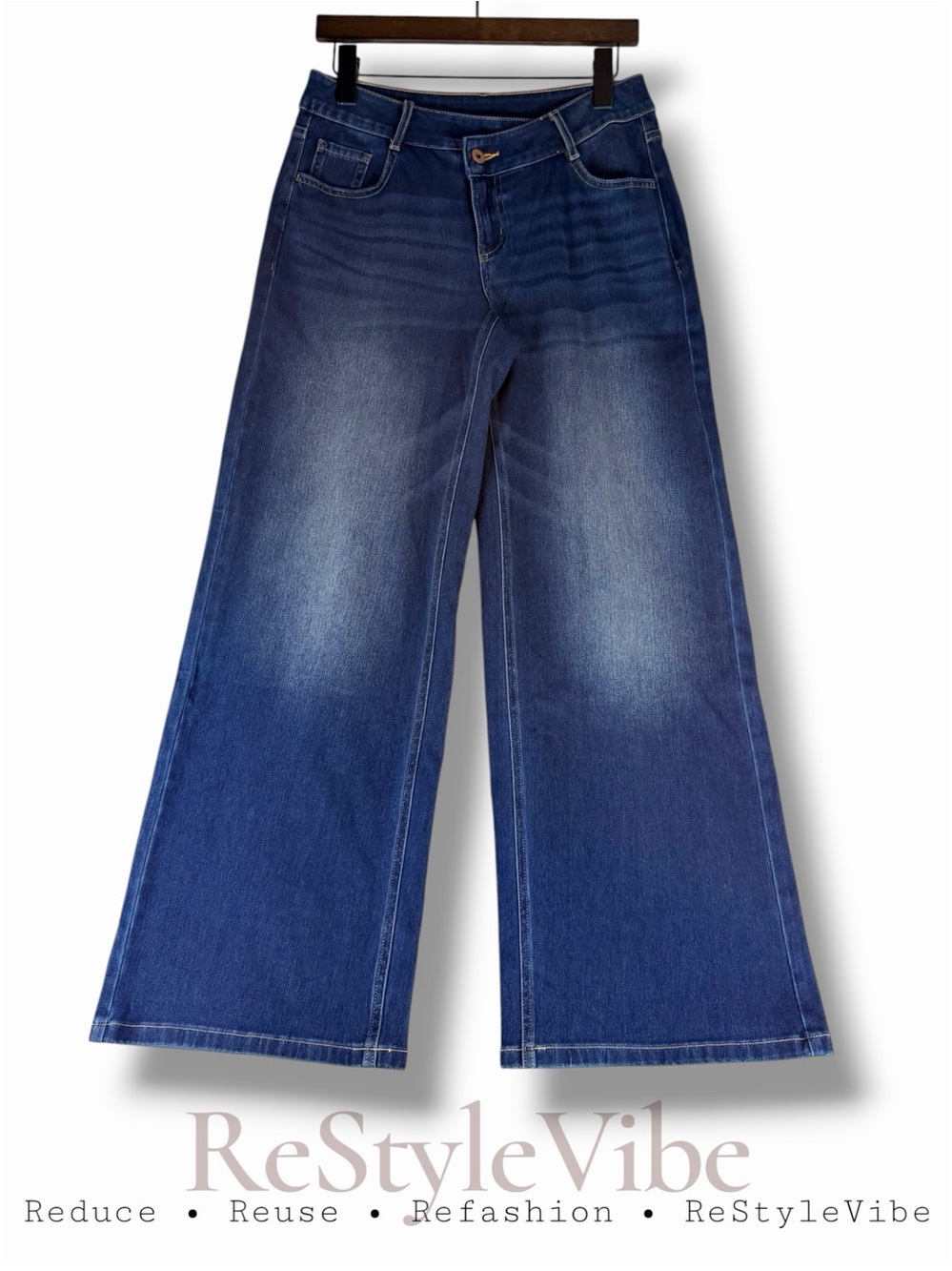 HALARA Women’s Size XS Denim Jeans NWT Soft Flex Stretch Athleisure Wide Leg Fit